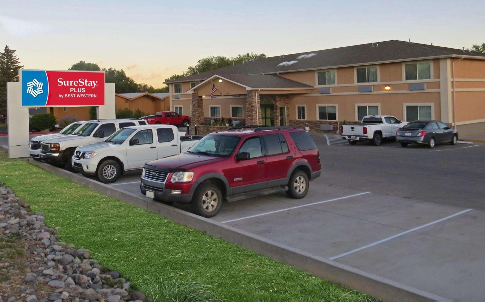 Surestay Plus By Best Western Montrose Eksteriør billede